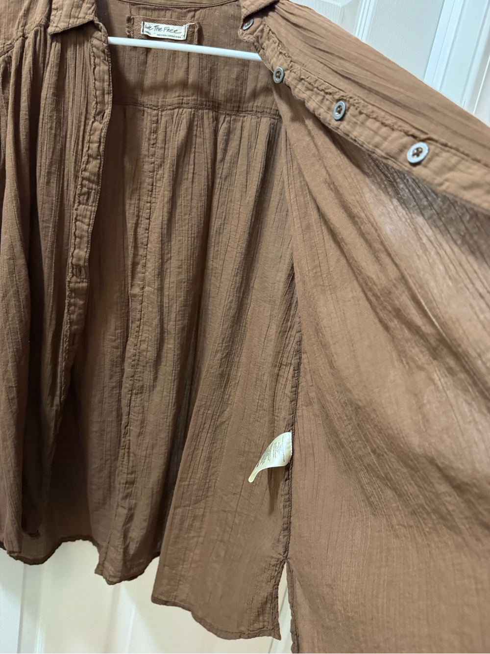 FREE PEOPLE
We The Free Float Away Shirt Small - Picture 5 of 13